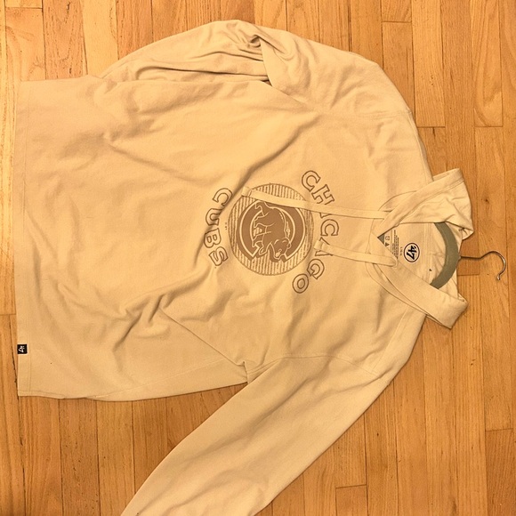 Thin light sweater great - Picture 3 of 3